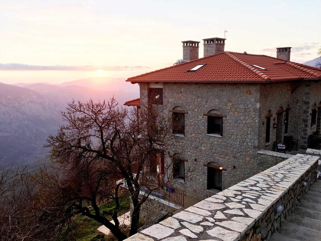 Almondhouse Suites With Fireplace - Adults Only Arachova Exterior foto