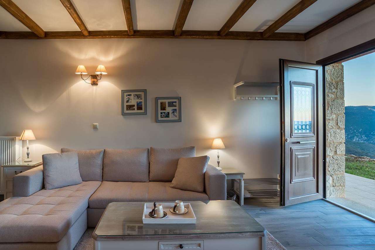 Almondhouse Suites With Fireplace - Adults Only Arachova Exterior foto