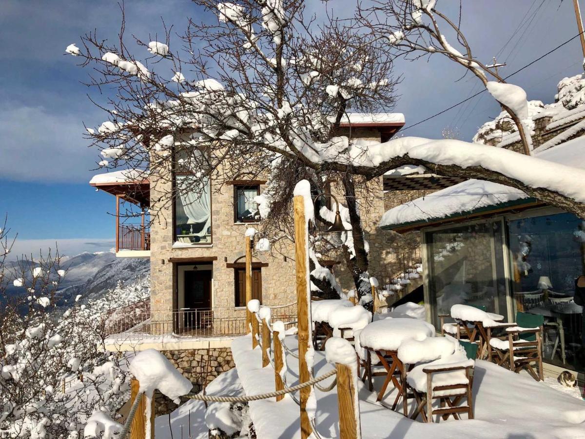 Almondhouse Suites With Fireplace - Adults Only Arachova Exterior foto